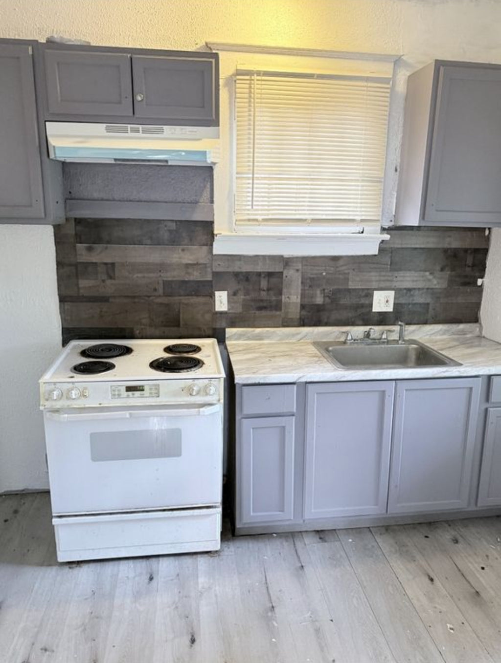 5651 Highland ave,Stl,MO