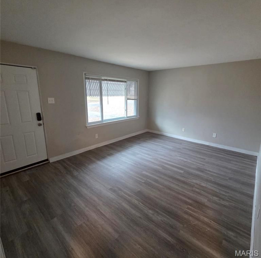 9828 Lorna Lane , Ferguson,MO