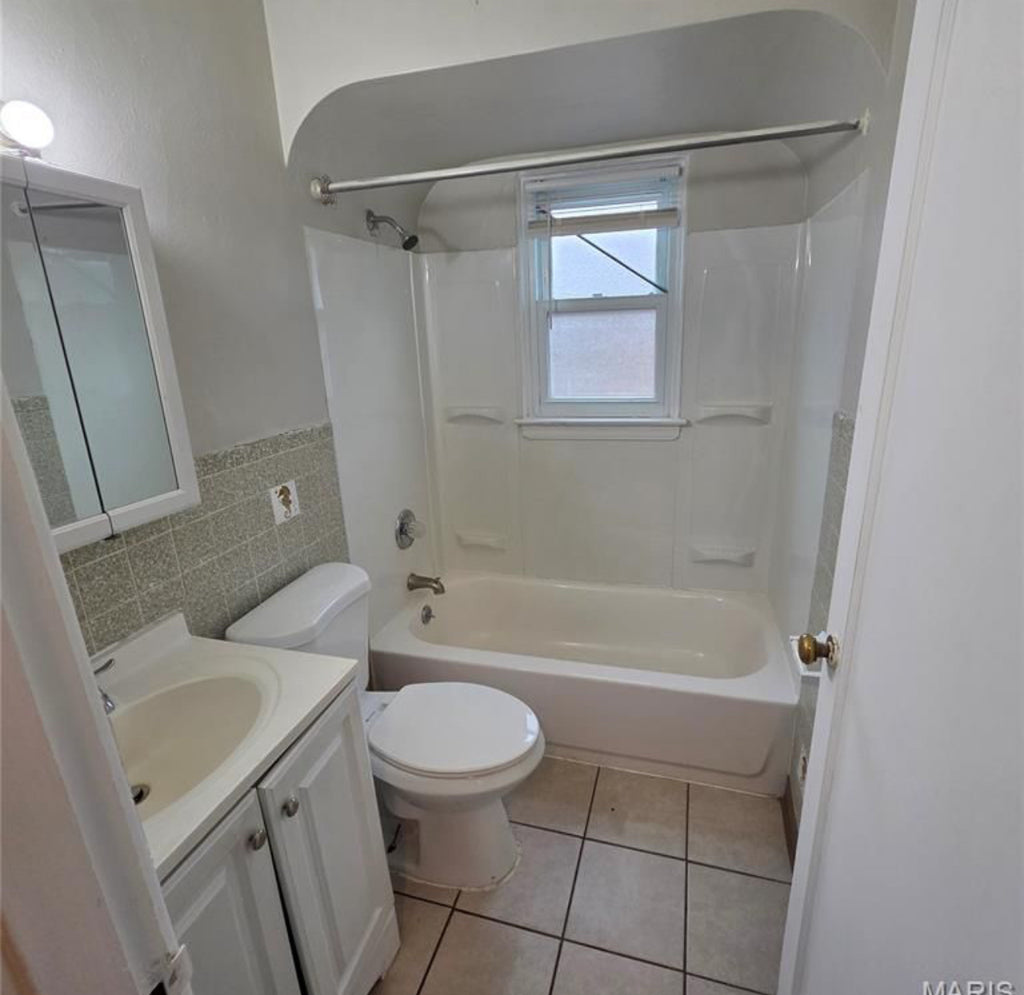 9828 Lorna Lane , Ferguson,MO