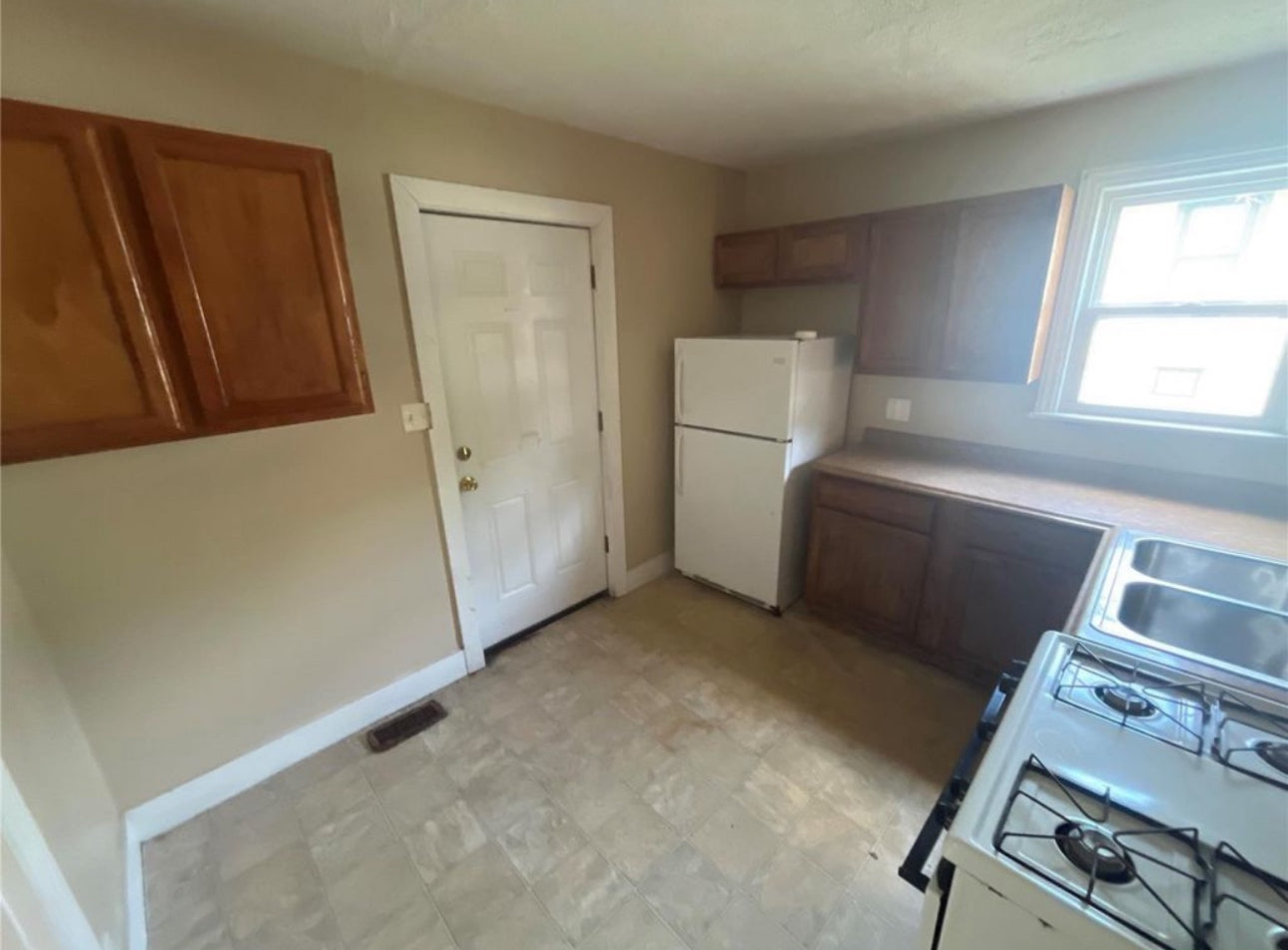 8534 jane avenue, Stl,MO