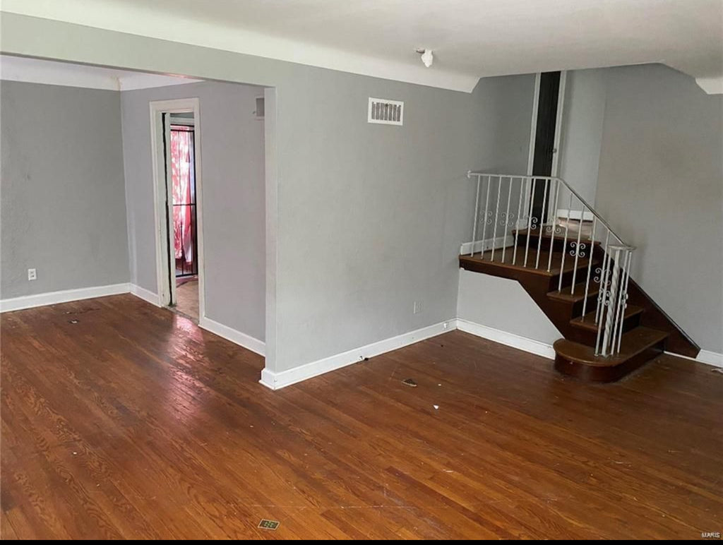 3217 kemp drive ,Jennings,Mo