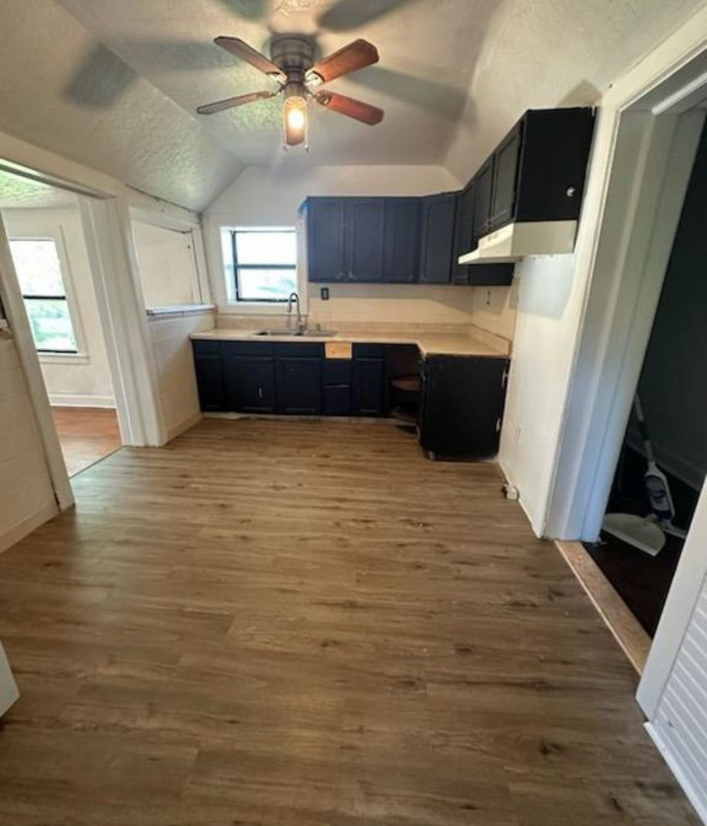 8990 Edna street, Jennings, MO